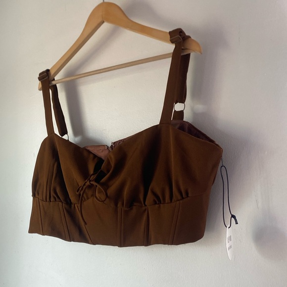 Remi x Revolve 1X Jodi Crop Top - Picture 9 of 12